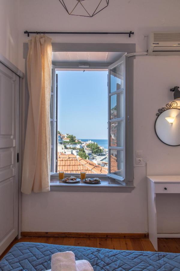 Traditional House Skopelos Town Exterior photo